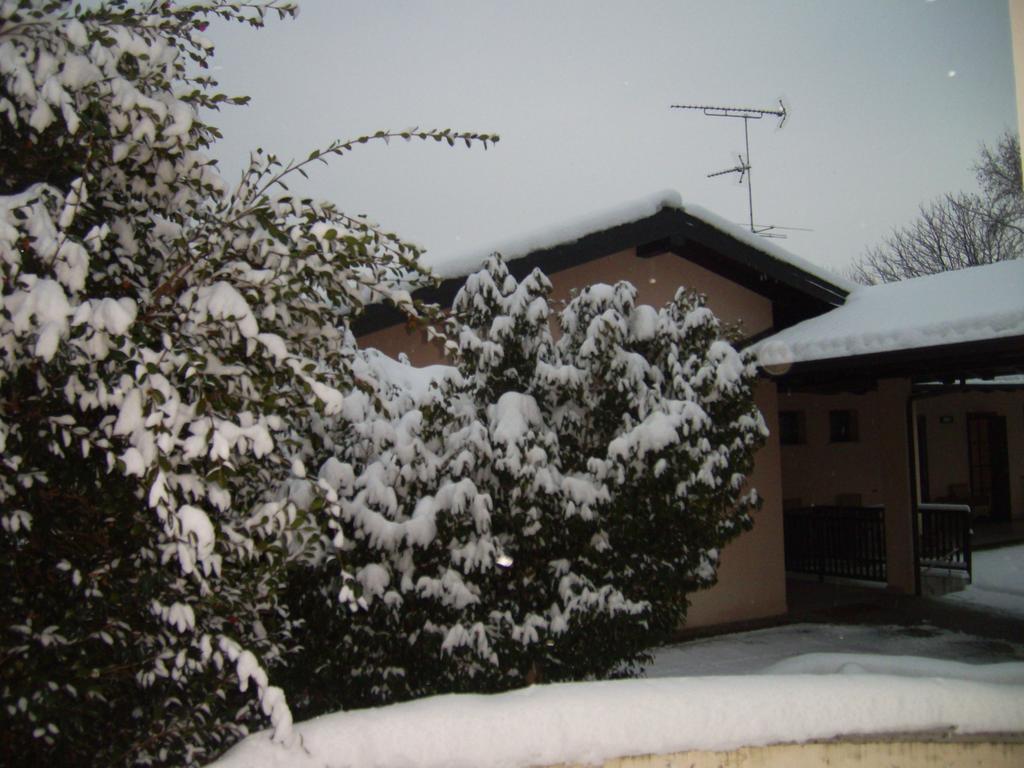 Hotel La Collinetta Sesto Calende Pokoj fotografie